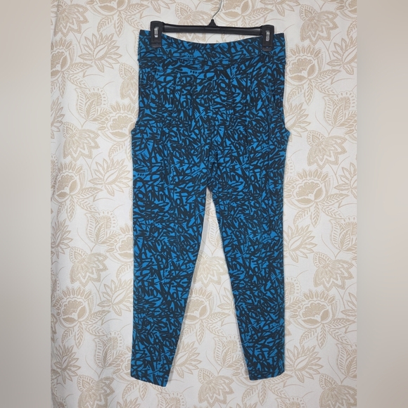 "I WANT MY ZUMBA" CROPPED HAREM "SPICY" DANCE PANTS SMALL BLUE BLACK GRAFFITI - Picture 3 of 10